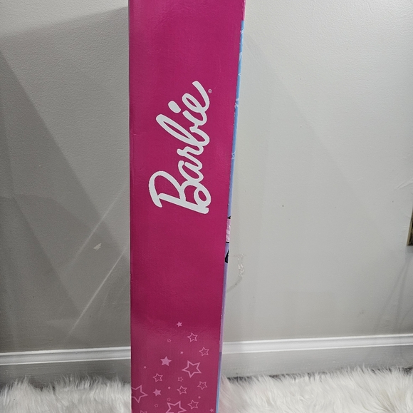 Barbie Star Power Fashion Doll 28 inches tall - Picture 4 of 5